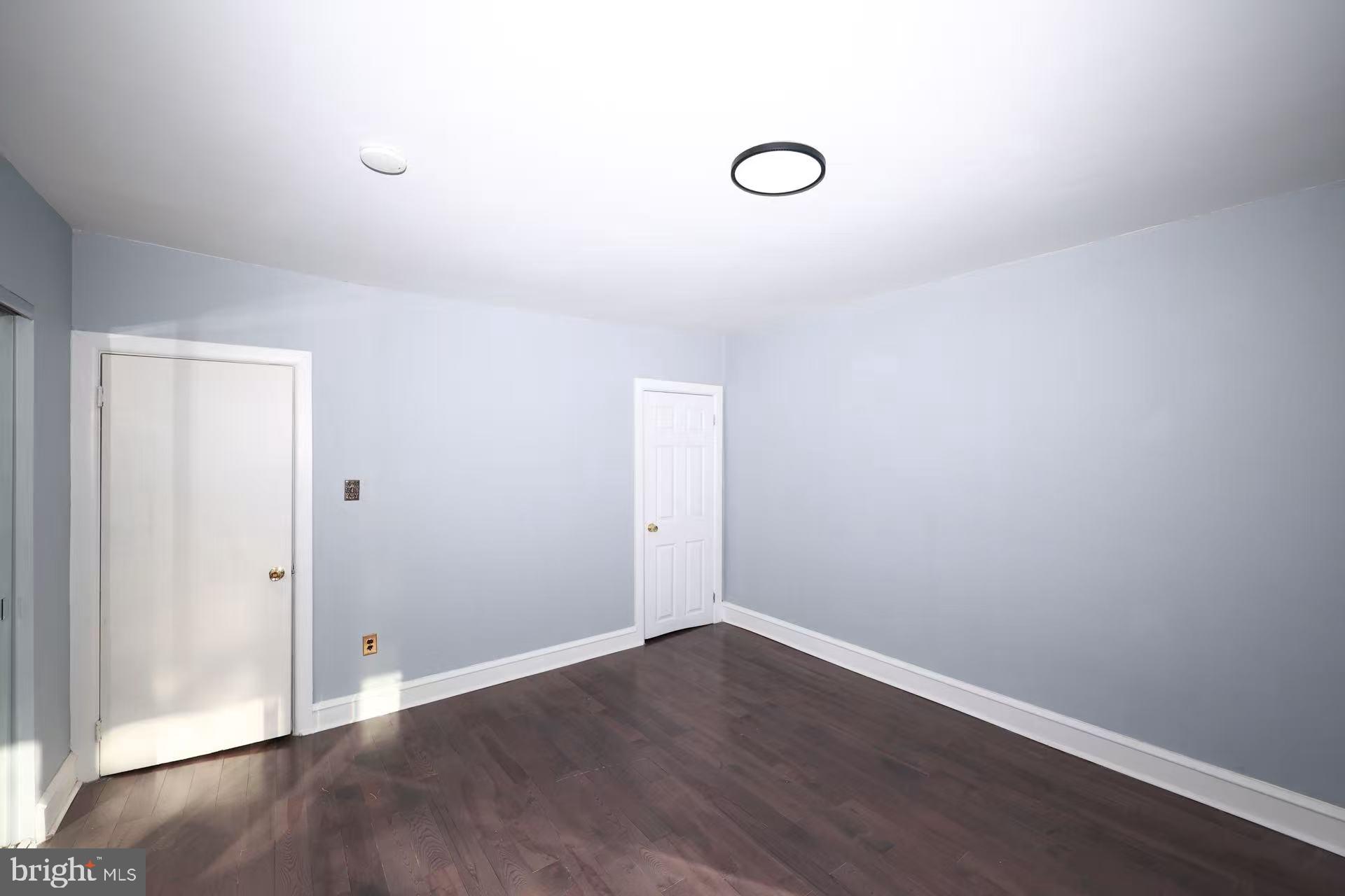 MAYFAIR - Residential