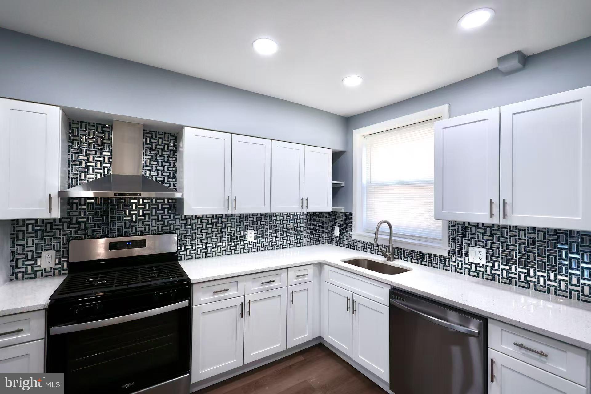 MAYFAIR - Residential