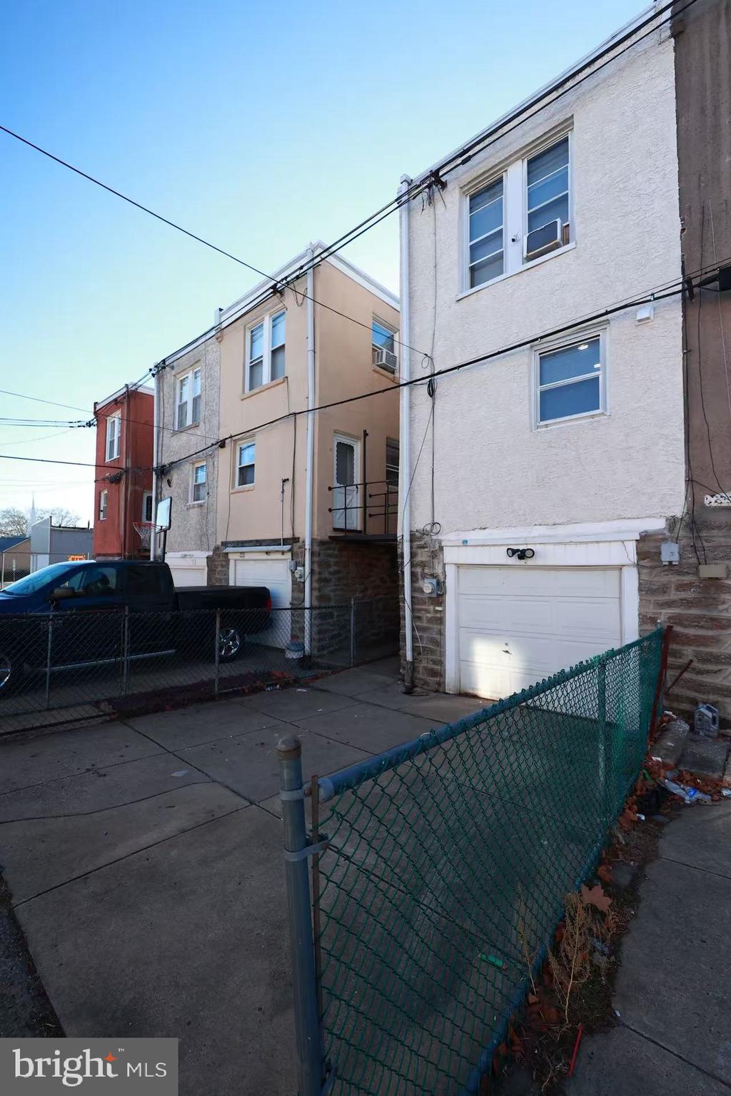 MAYFAIR - Residential