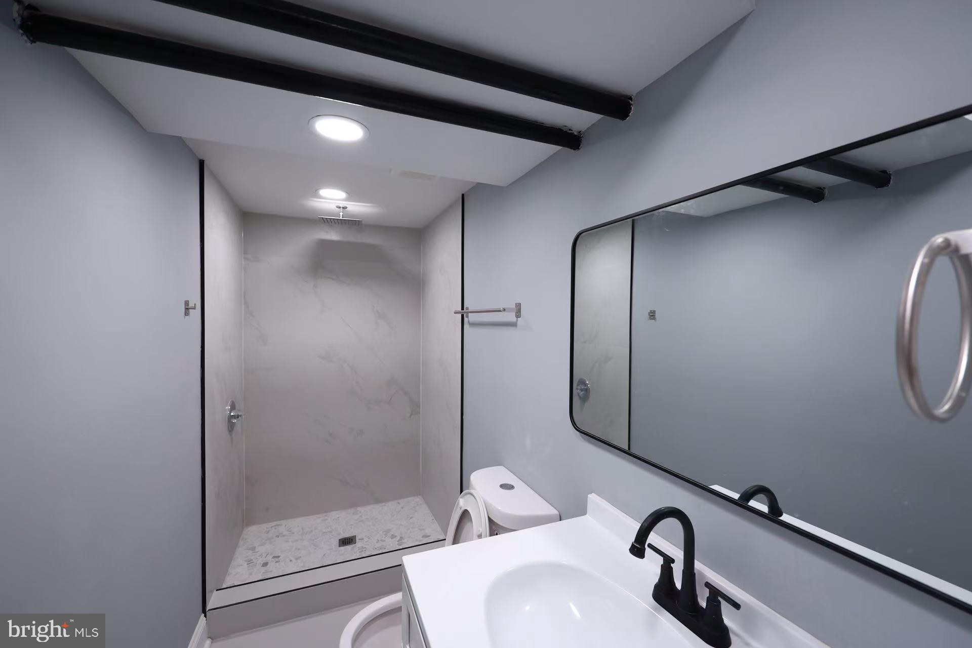 MAYFAIR - Residential