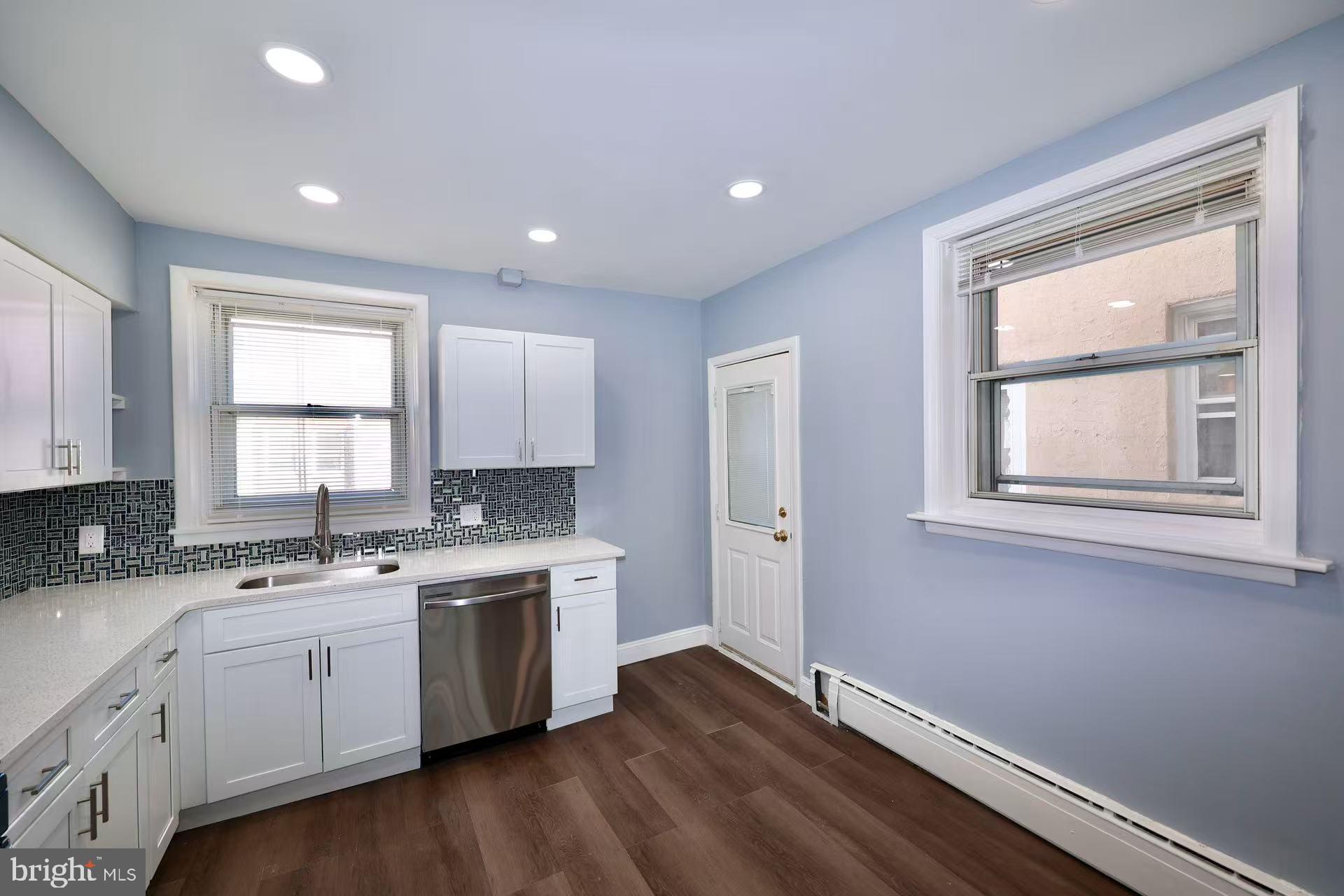 MAYFAIR - Residential