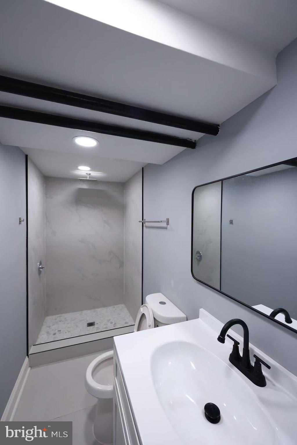 MAYFAIR - Residential