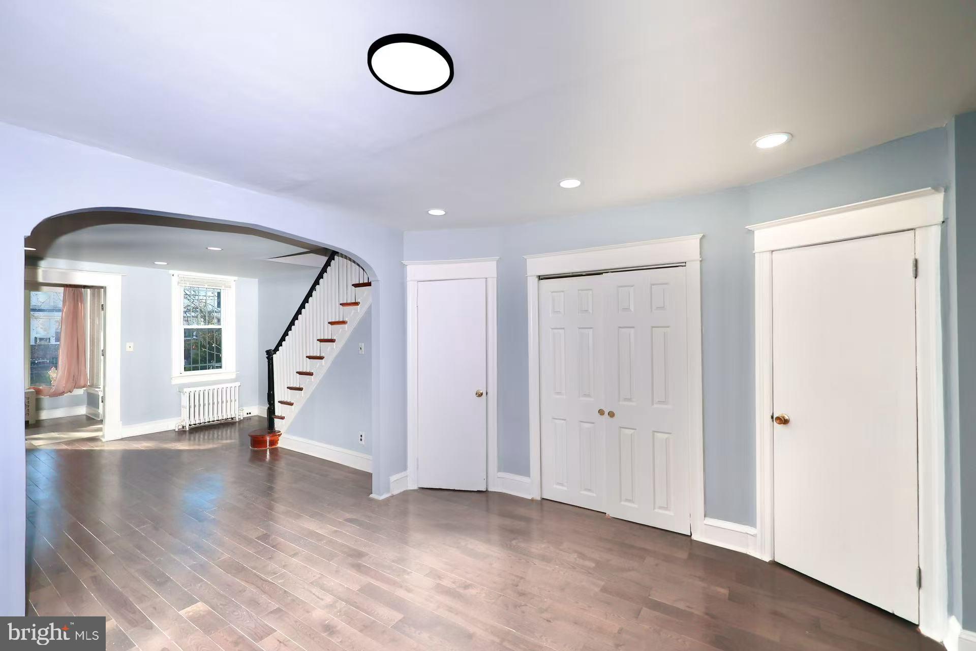 MAYFAIR - Residential