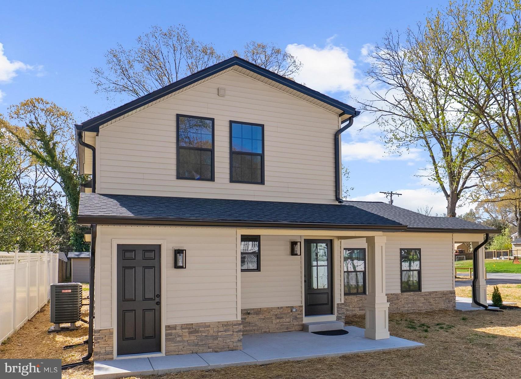 441 N CAROLINA AVENUE AND 425