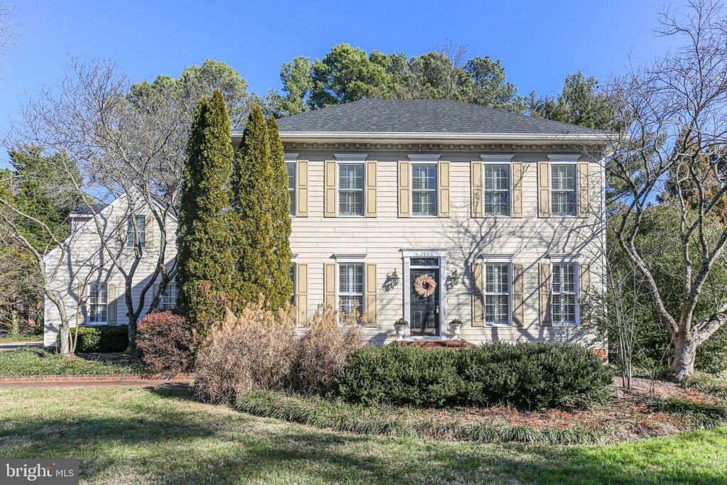 Photo of 200 Kent Avenue, FREDERICKSBURG, VA 22405 (MLS # VAST2043740)