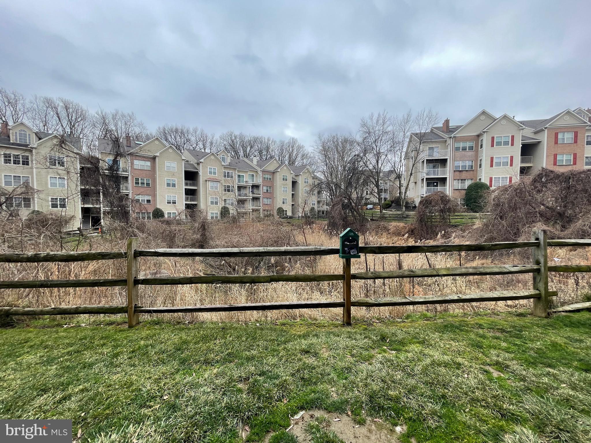 FALLS GABLE - Residential Lease