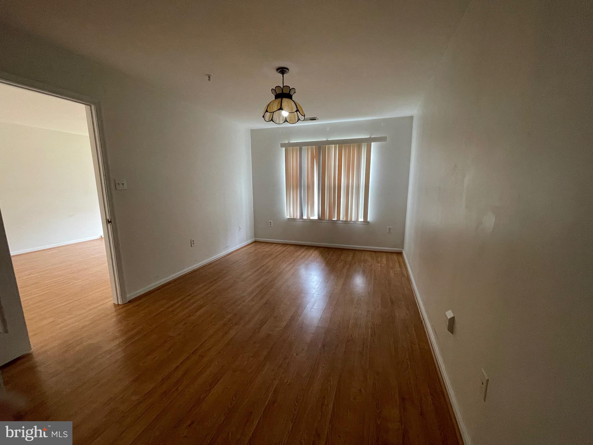 FALLS GABLE - Residential Lease