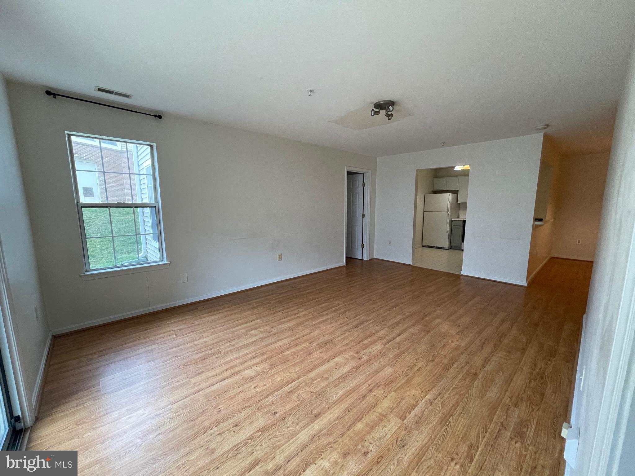 FALLS GABLE - Residential Lease