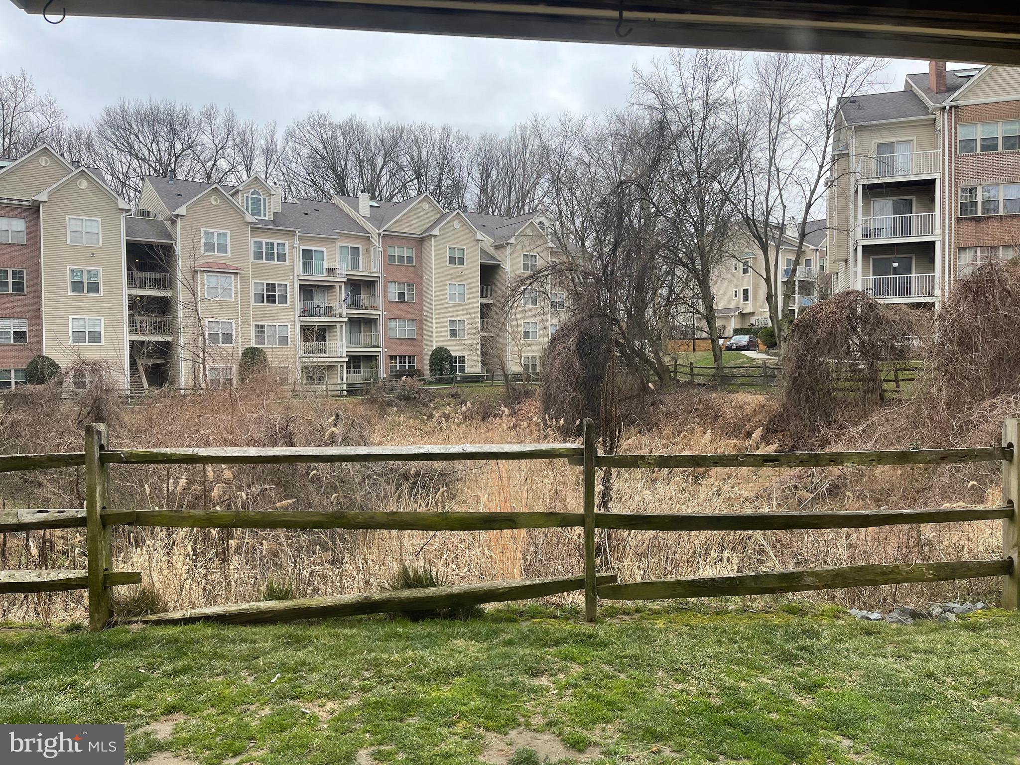 FALLS GABLE - Residential Lease