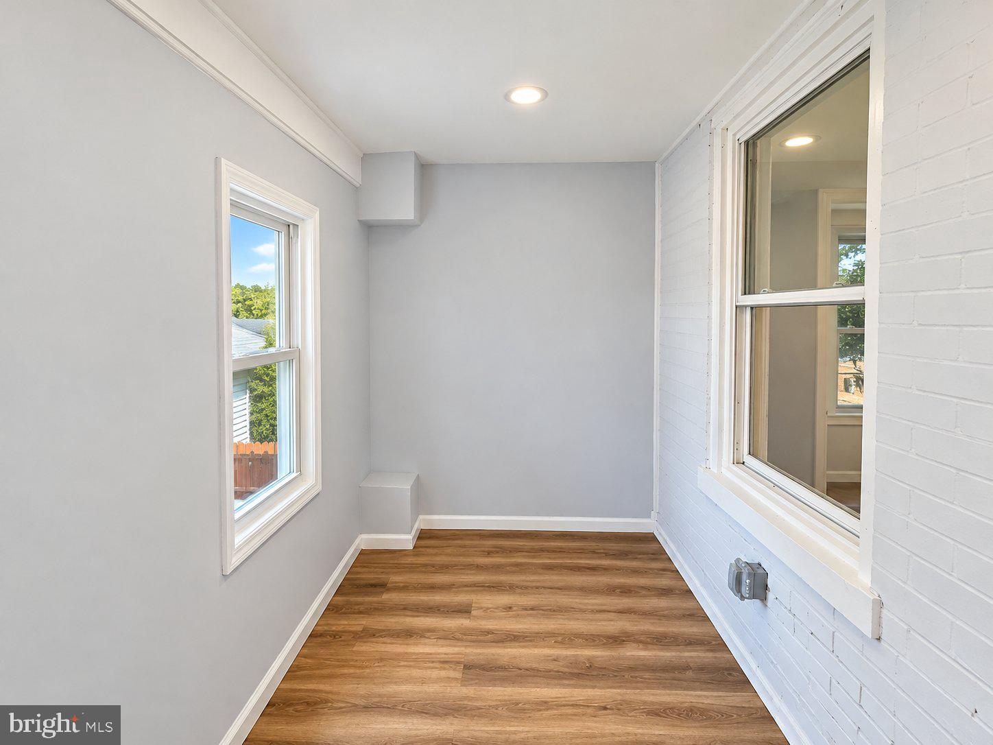 325 W HANOVER STREET