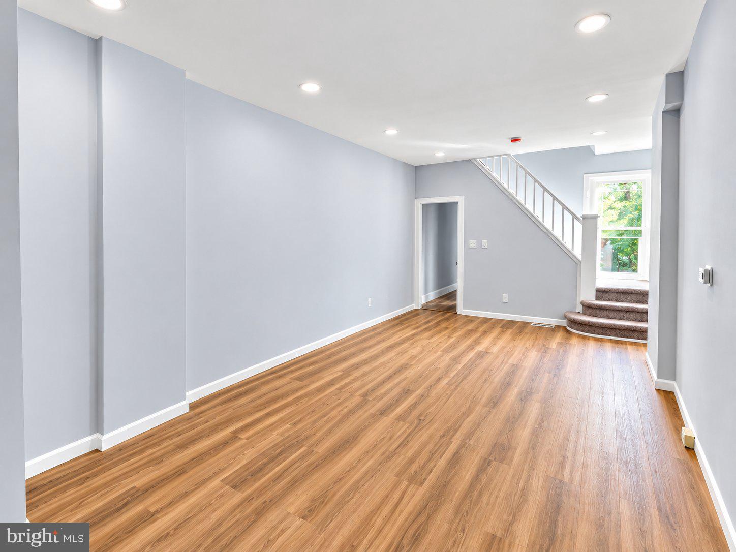 325 W HANOVER STREET