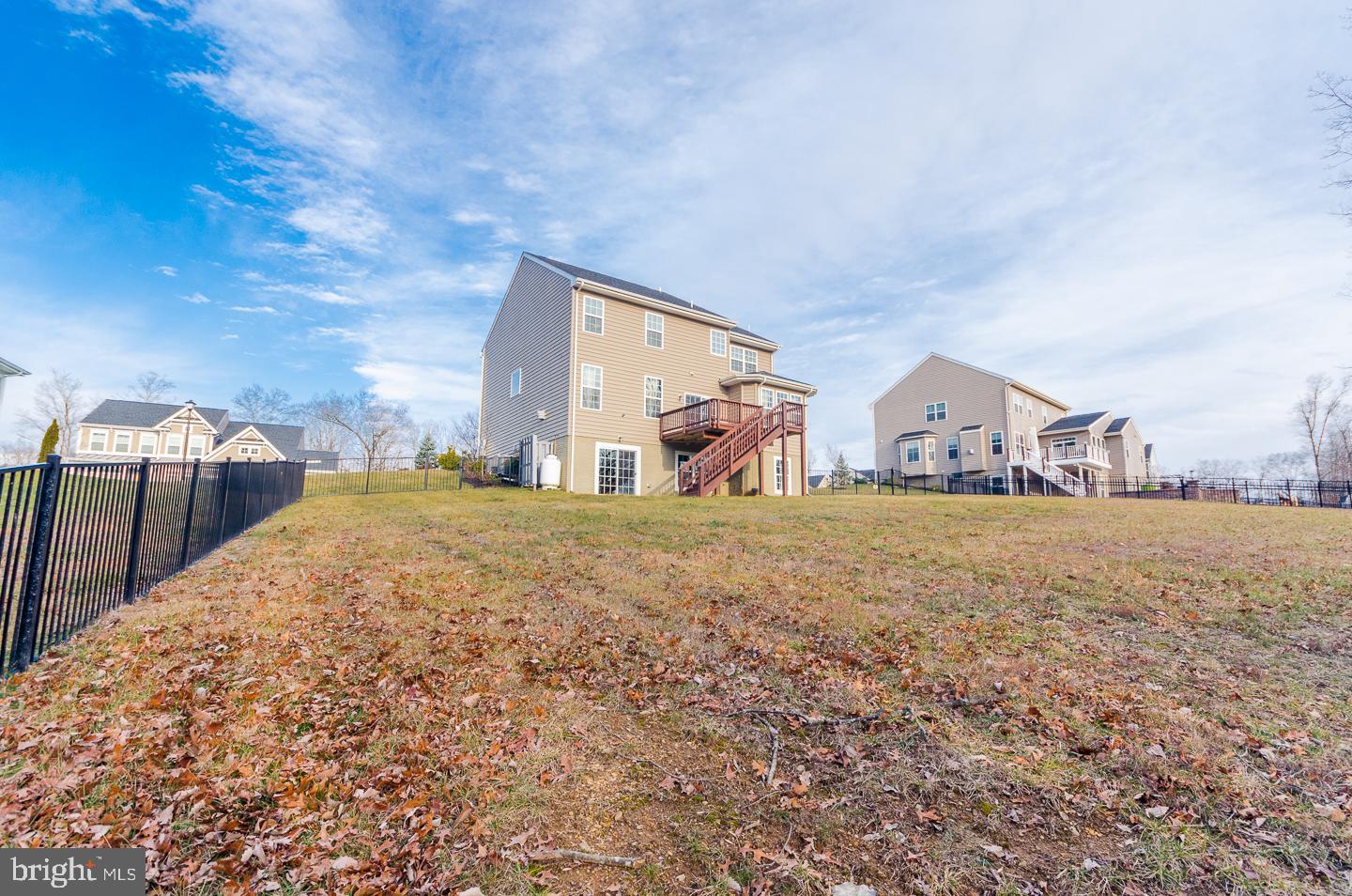 BROOKFIELD ON THE POTOMAC - Residential