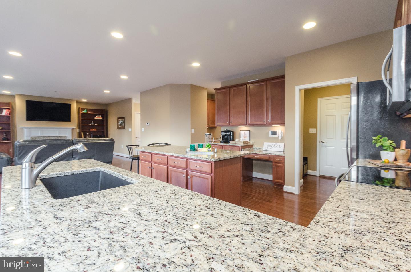 BROOKFIELD ON THE POTOMAC - Residential