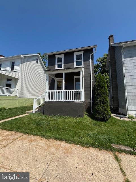 Don't miss this fantastic opportunity to own a single-family home for under $200,000! This charming 3-bedroom property has been freshly updated with brand-new carpeting and a fresh coat of paint throughout, giving it a clean and welcoming feel. The eat-in kitchen offers plenty of space for casual dining, while the new roof provides peace of mind for years to come.
Additional features include a 1-car garage, perfect for parking or extra storage. The home is ideally located with convenient access to public transportation and just minutes from the brand-new train station currently under construction — making your commute a breeze!
Perfect for first-time buyers, downsizers, or investors. Schedule your showing today and take advantage of this great value!