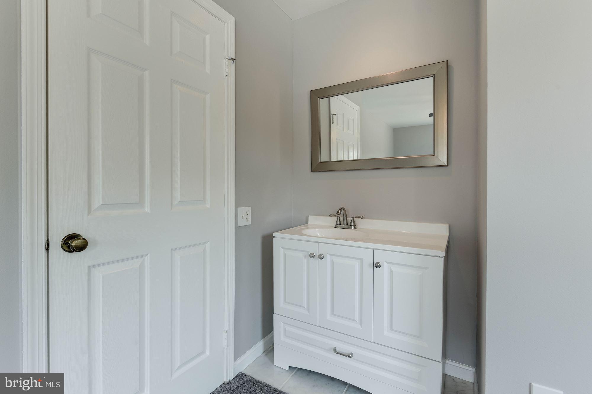 BASHFORD LANE CLUSTER - Residential Lease