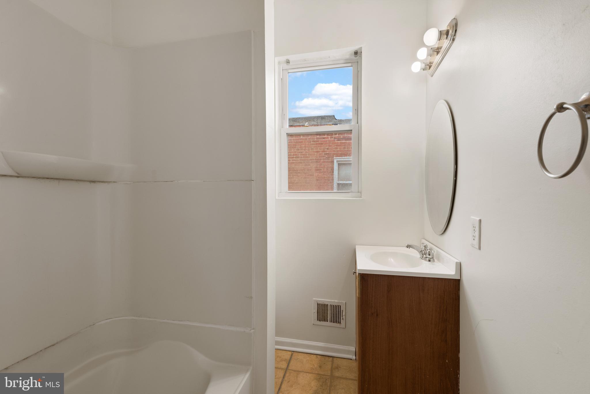 BELAIR-EDISON - Residential