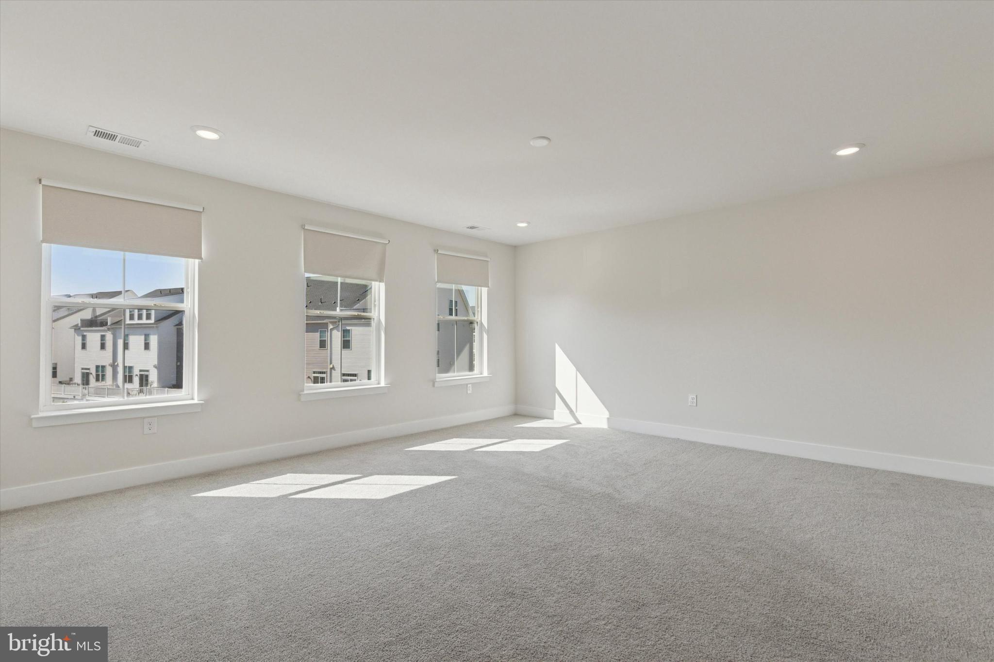 STEELPOINTE - Residential Lease