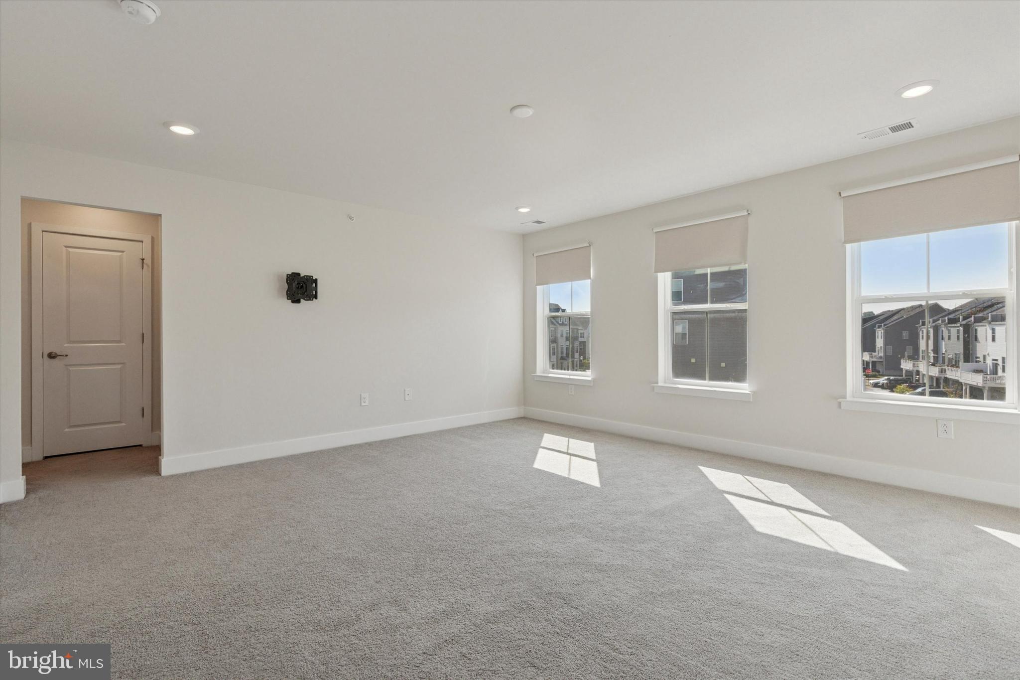 STEELPOINTE - Residential Lease