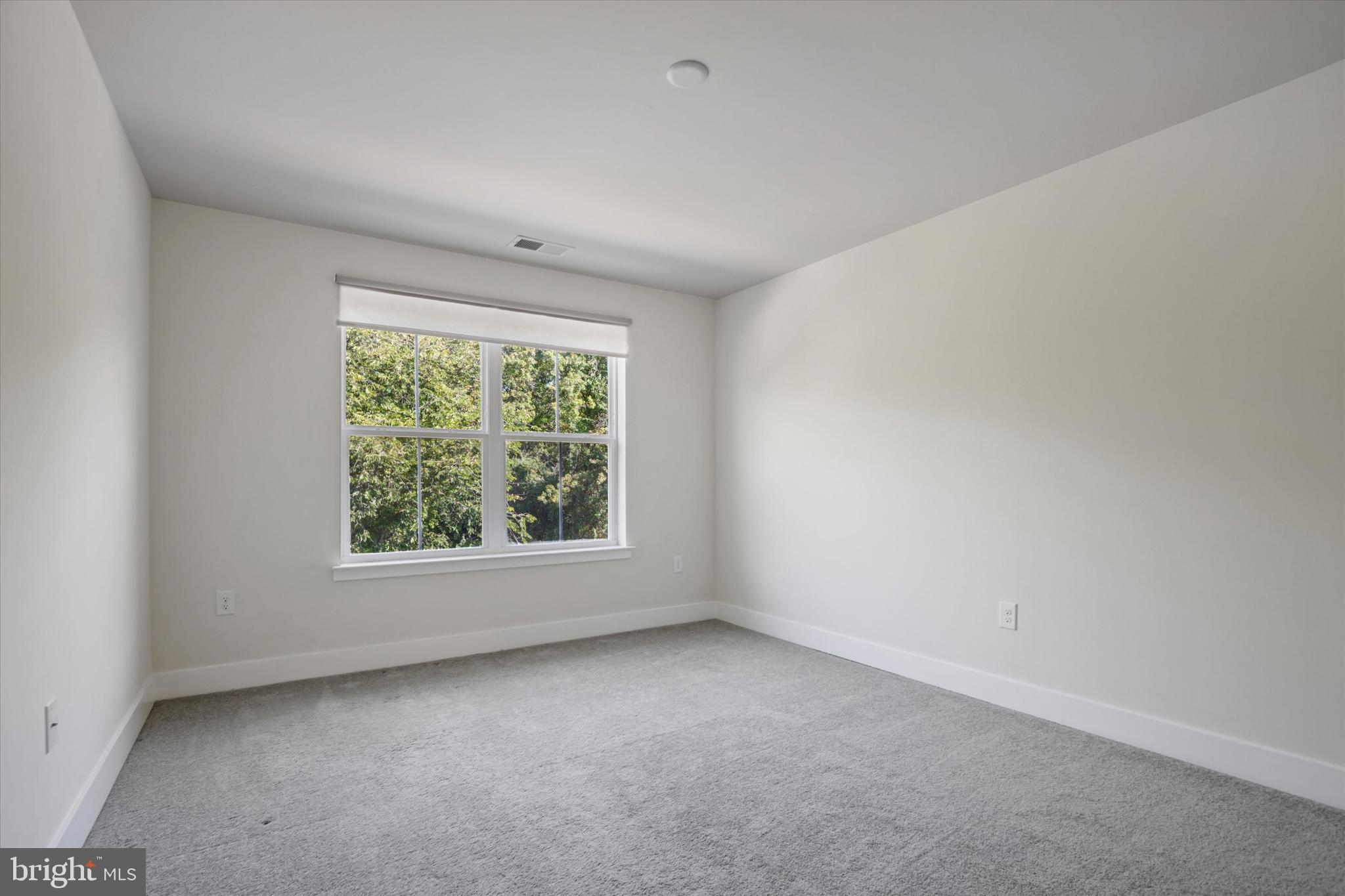 STEELPOINTE - Residential Lease