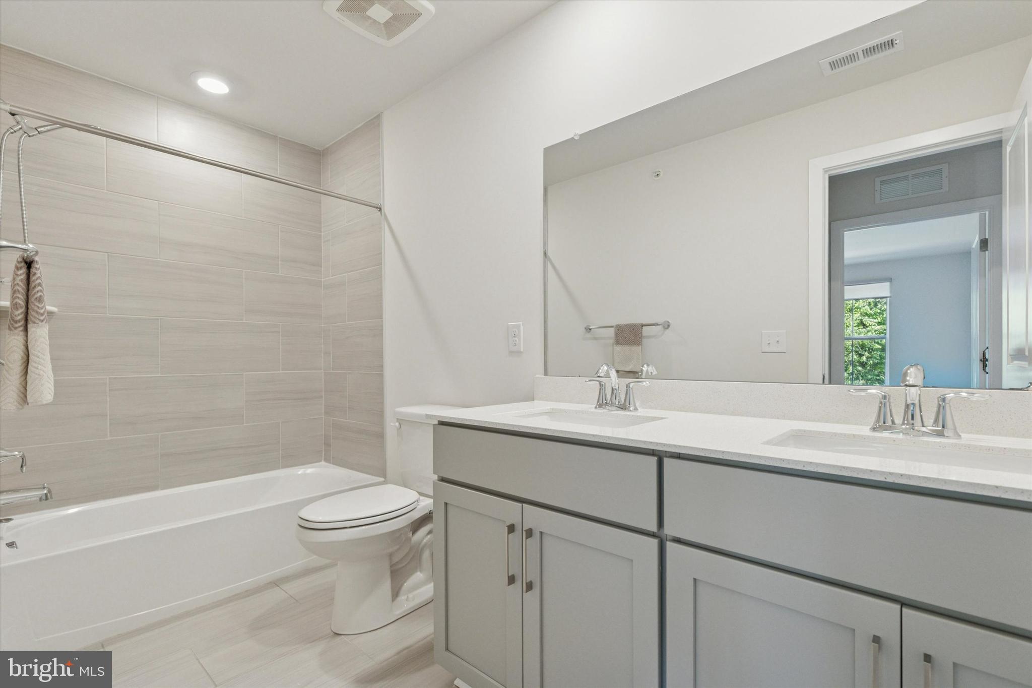 STEELPOINTE - Residential Lease