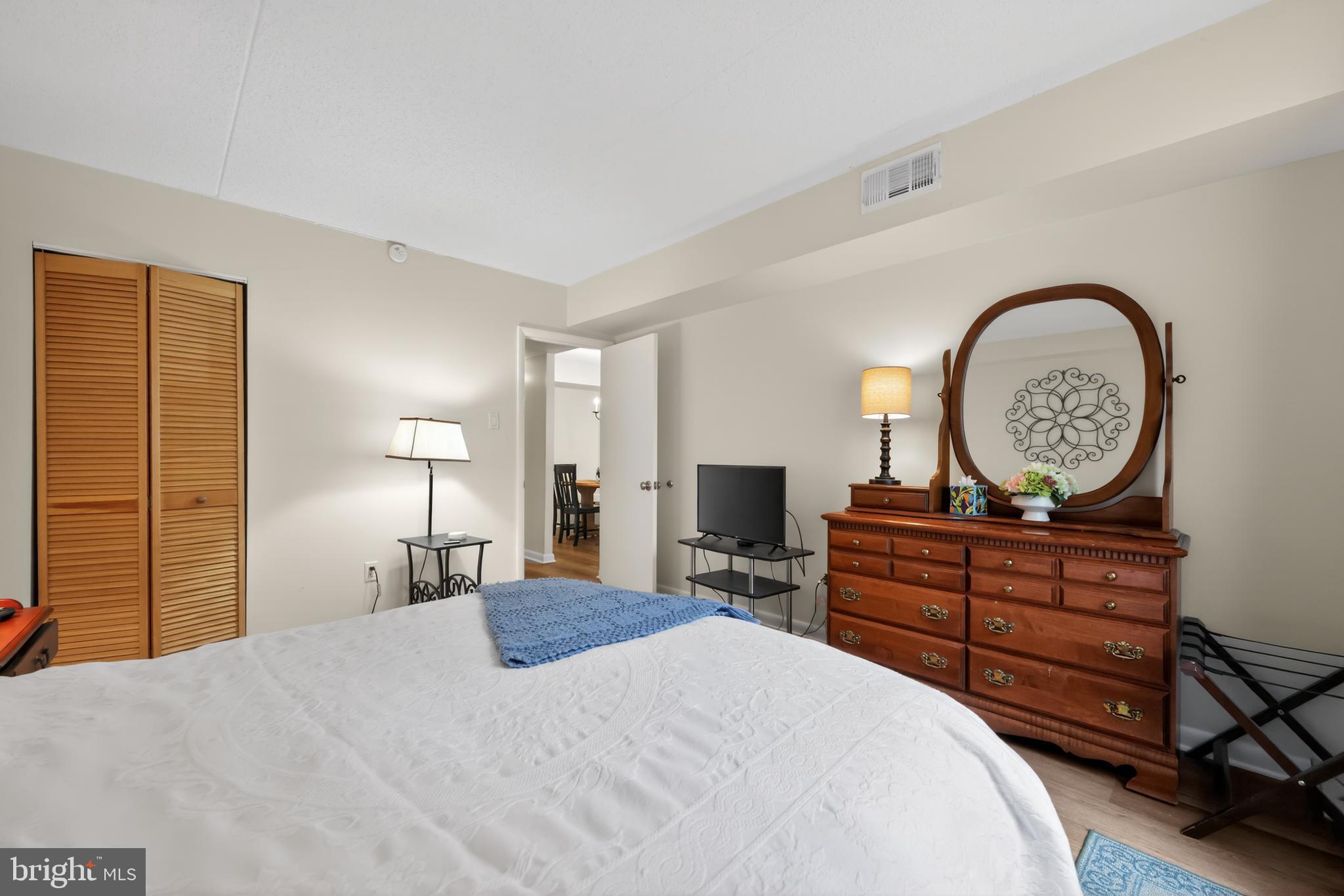 HILLTOP SUMMIT - Residential