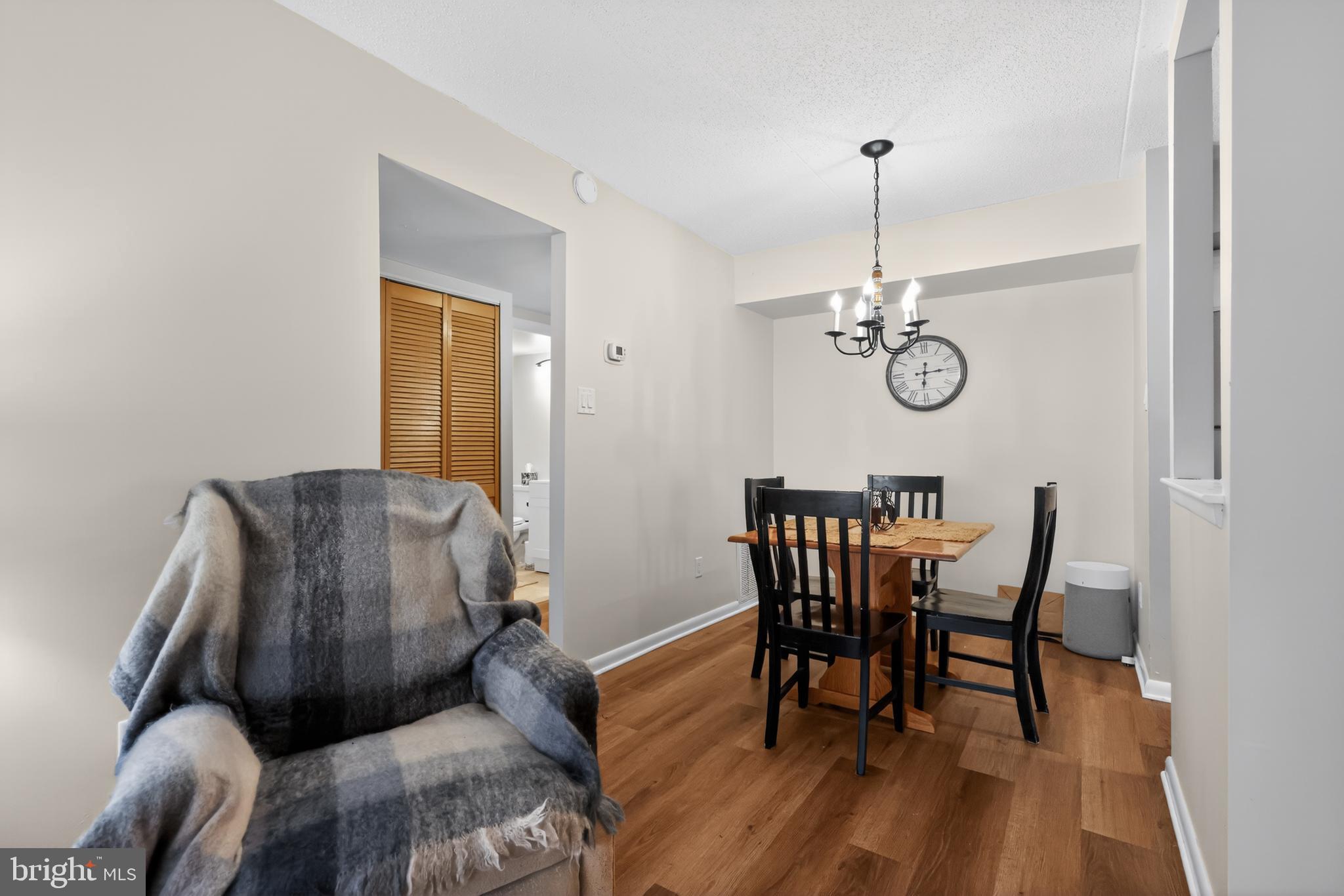 HILLTOP SUMMIT - Residential