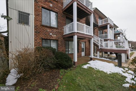 Condo For Sale - 7204 Hilltop Drive #94<br/> Delaware County, BROOKHAVEN, PA 19015