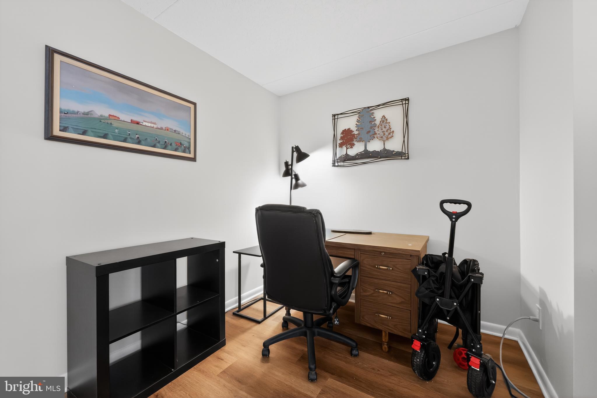 HILLTOP SUMMIT - Residential