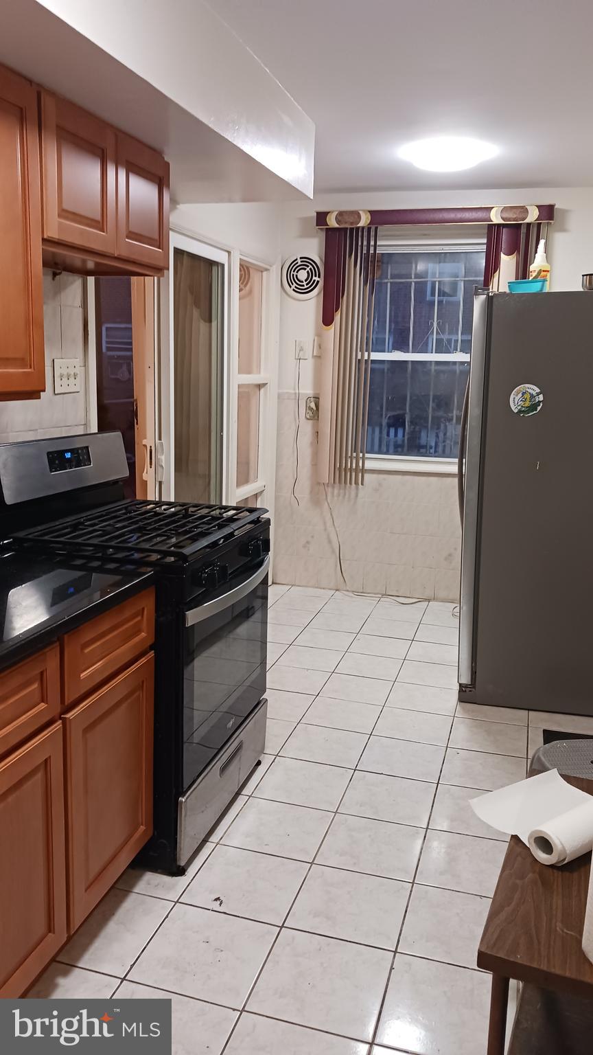 PHILADELPHIA (NORTHEAST) - Residential