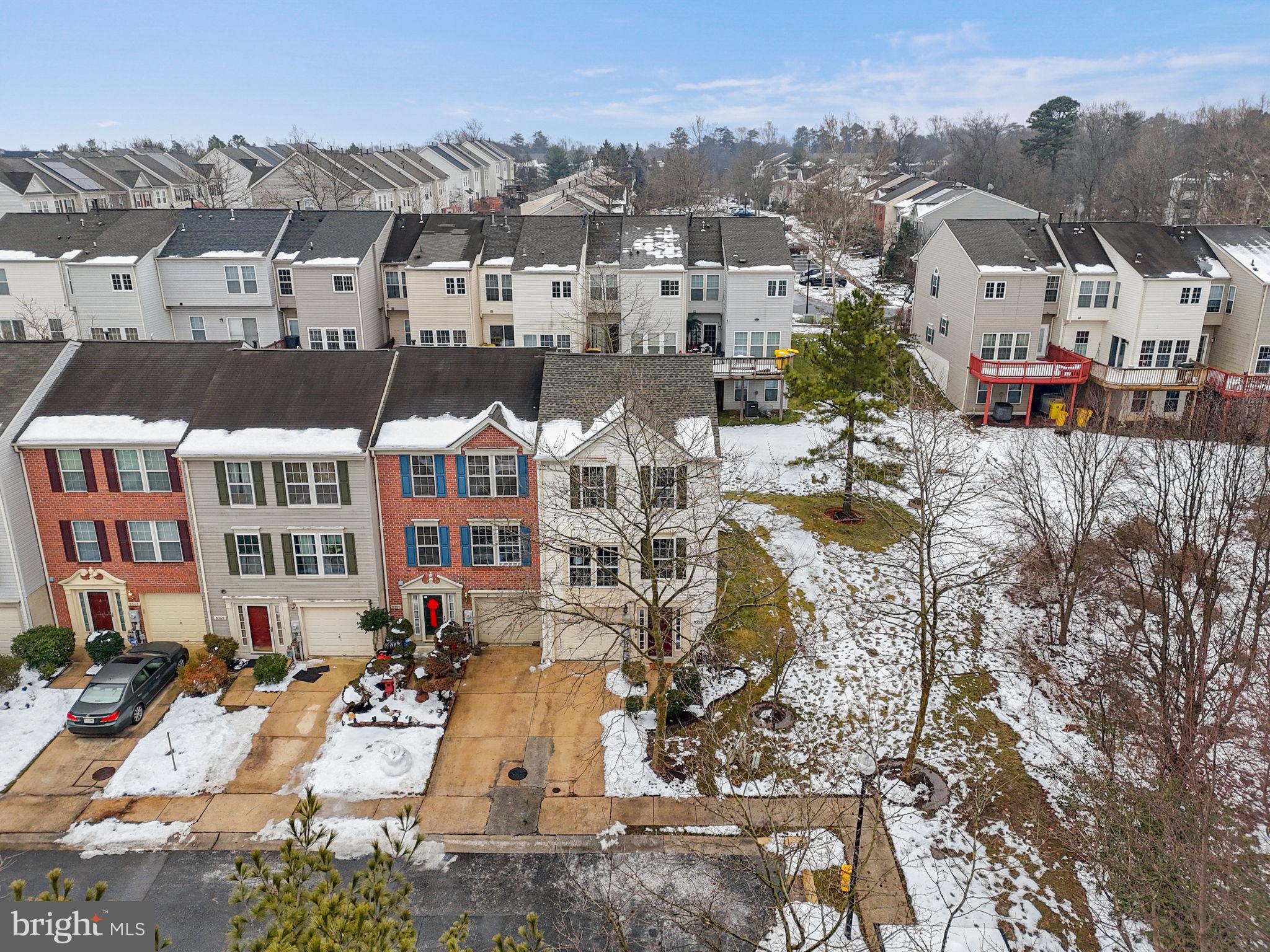 RUSSETT GREEN - Residential