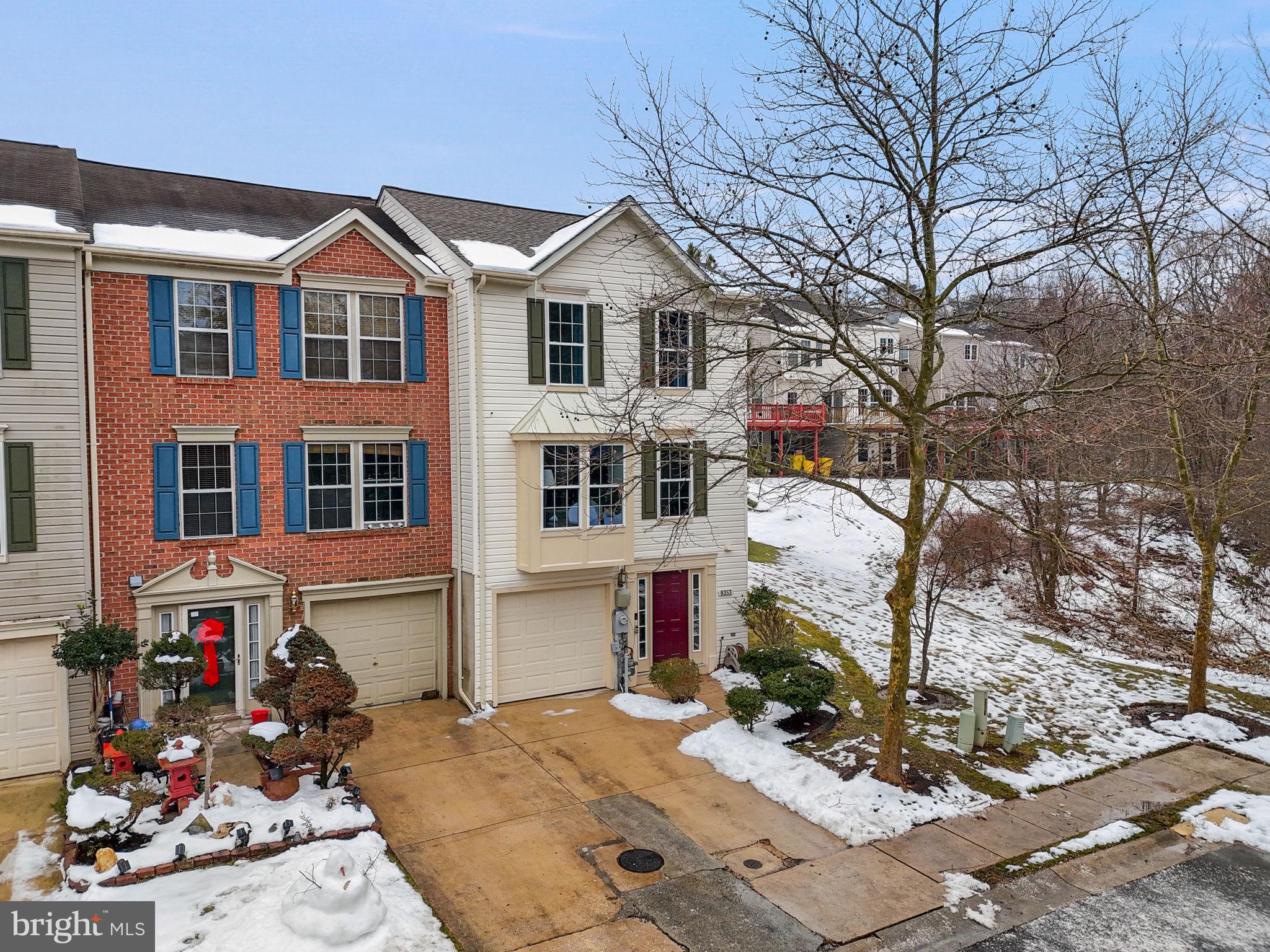 RUSSETT GREEN - Residential