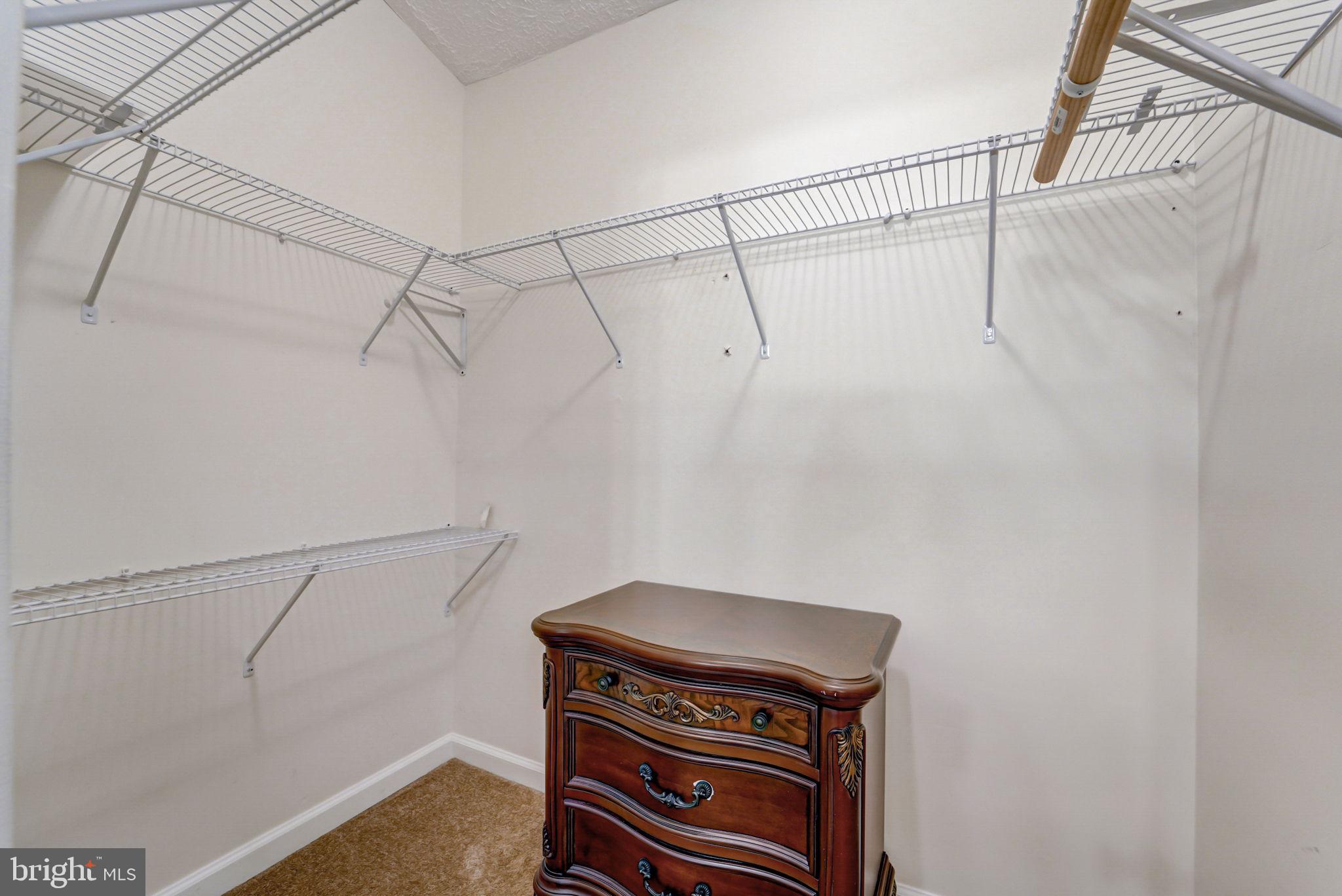 RUSSETT GREEN - Residential