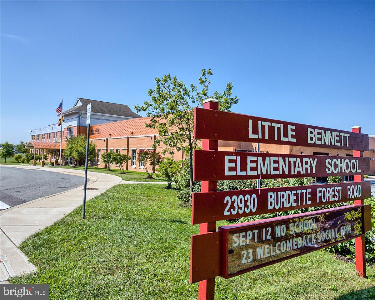 CLARKSBURG SQUARE - Residential Lease