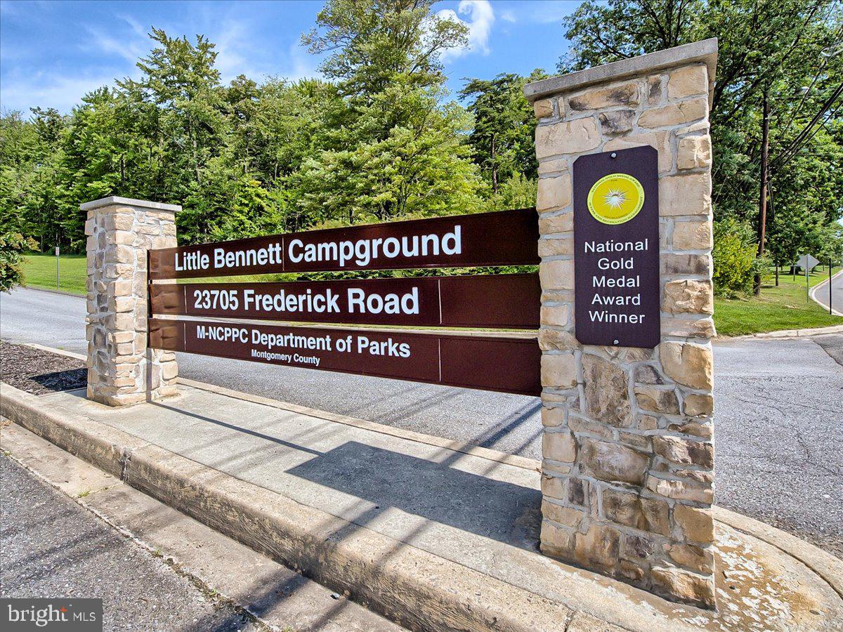 CLARKSBURG SQUARE - Residential Lease