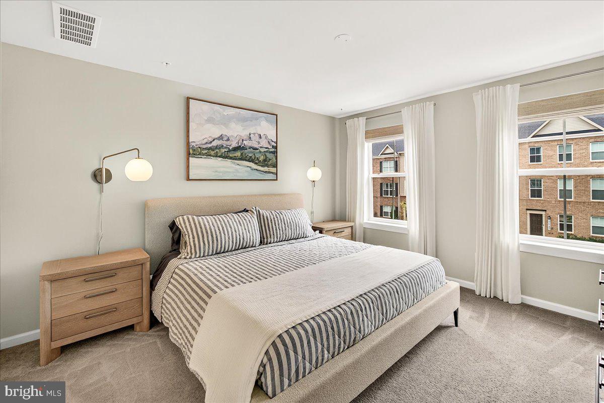 CLARKSBURG SQUARE - Residential Lease