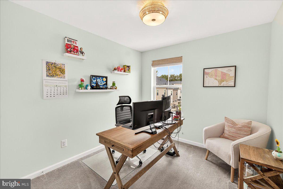 CLARKSBURG SQUARE - Residential Lease