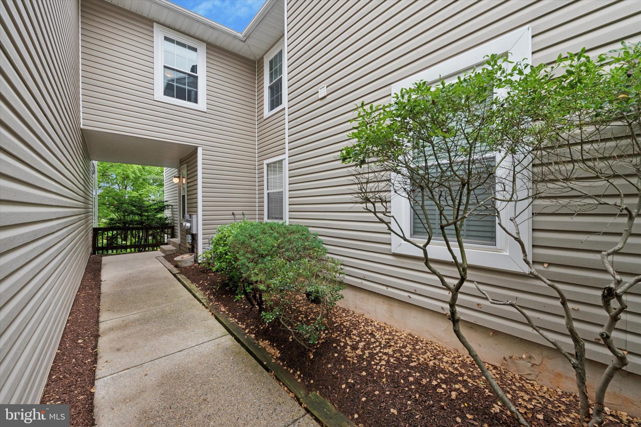 807 READING COURT