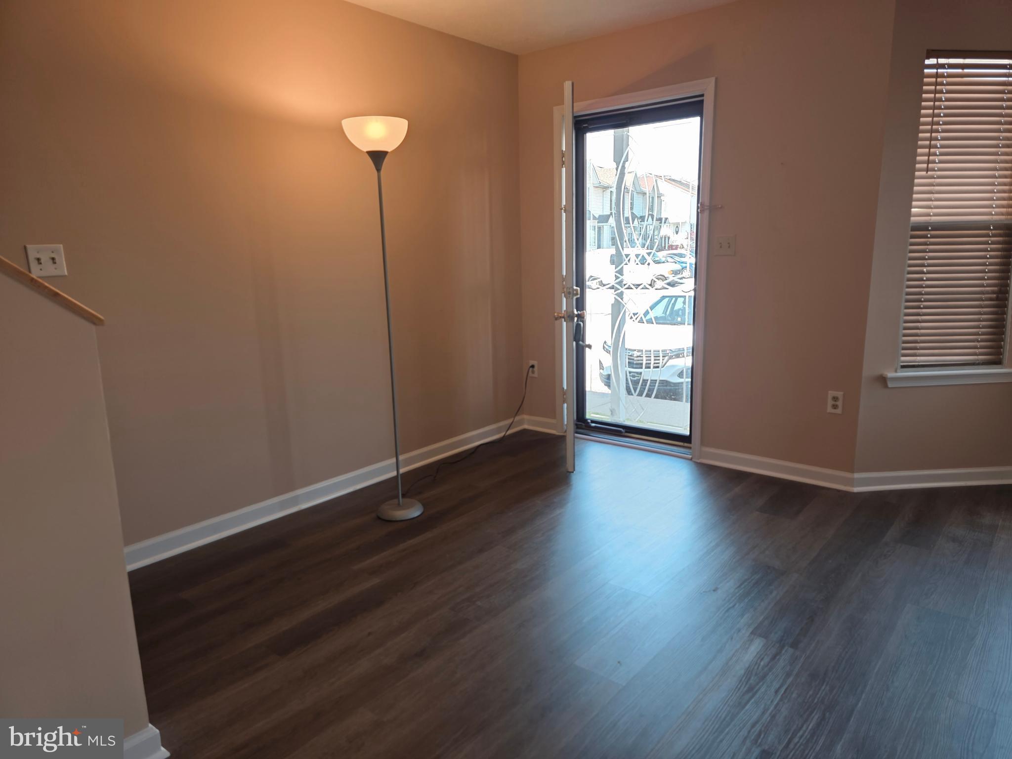 MUSSELMAN SQUARE - Residential