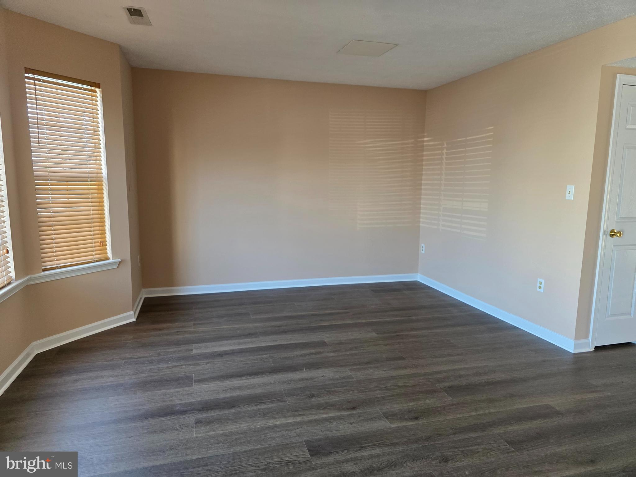 MUSSELMAN SQUARE - Residential