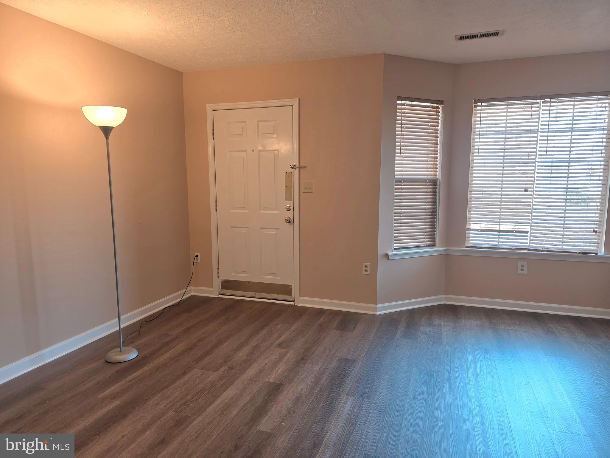 MUSSELMAN SQUARE - Residential