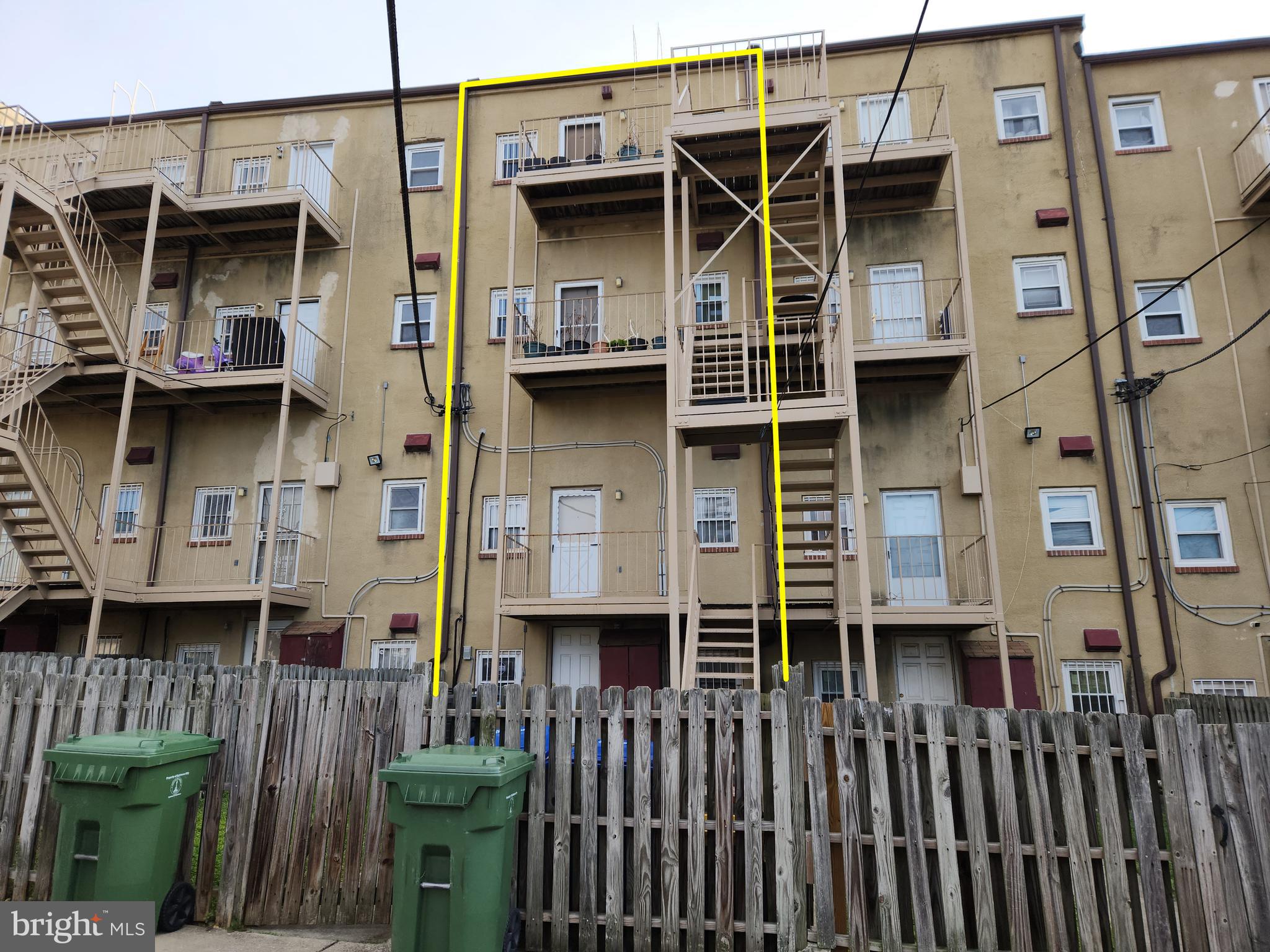 SANDTOWN-WINCHESTER - Residential