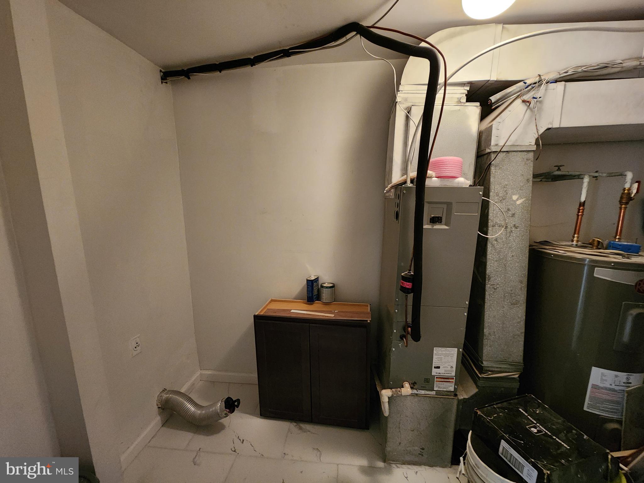 SANDTOWN-WINCHESTER - Residential