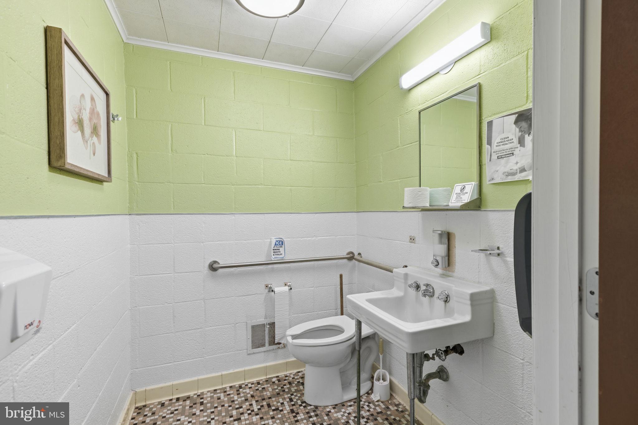 HAVRE DE GRACE HEIGHTS - Commercial Sale
