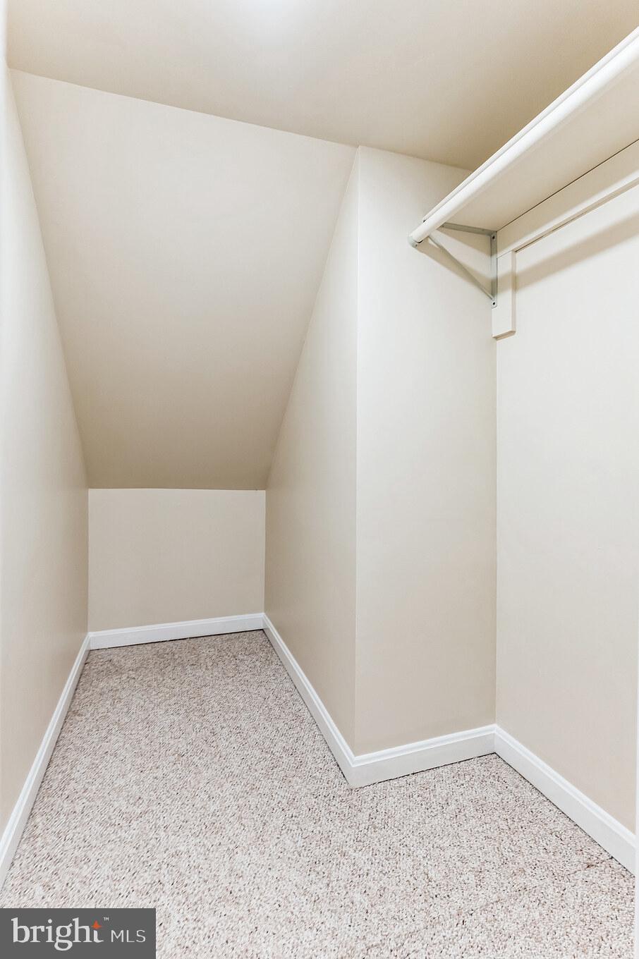 BETHELEN WOODS - Residential