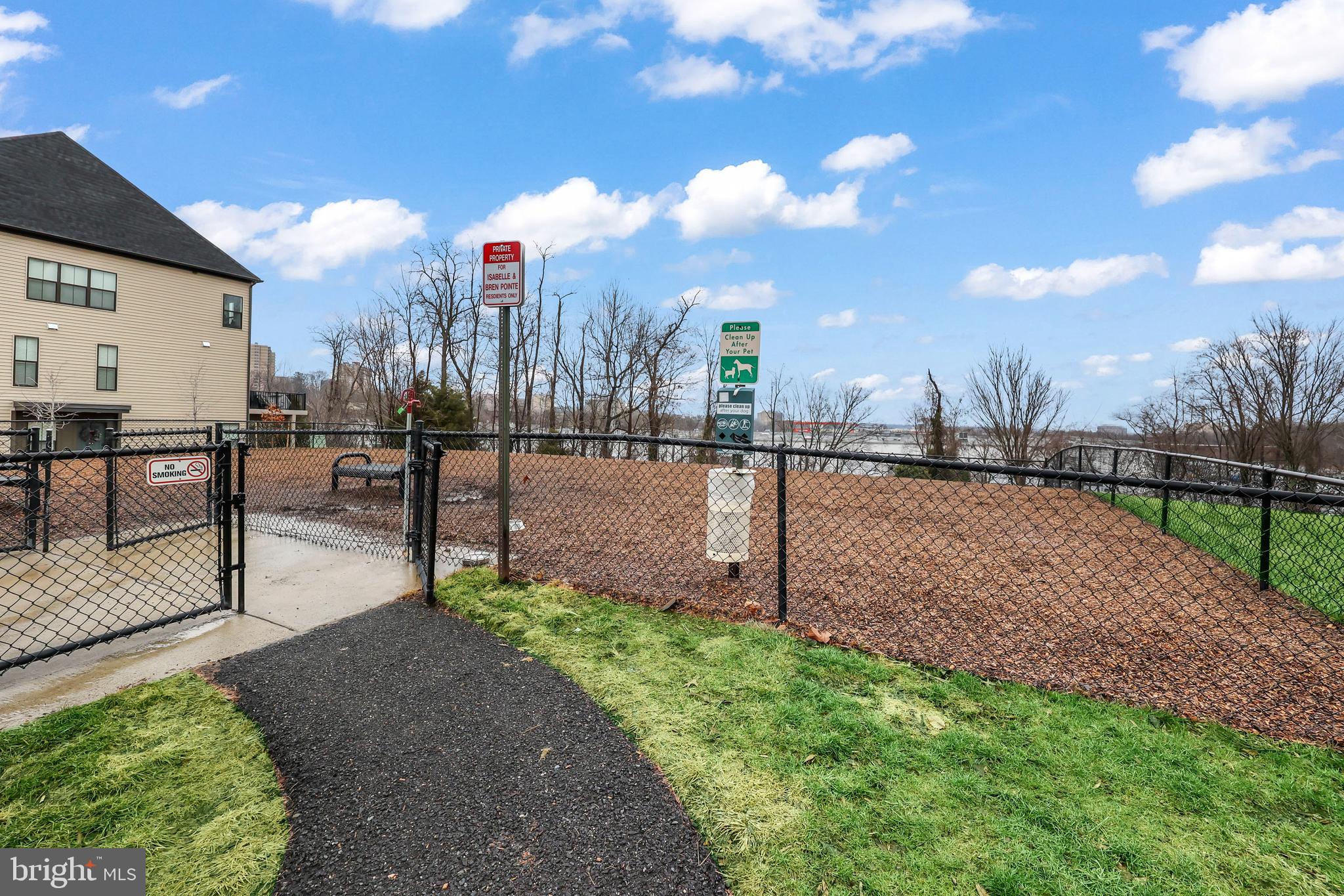 ISABELLA AT MONTICELLO MEWS - Residential