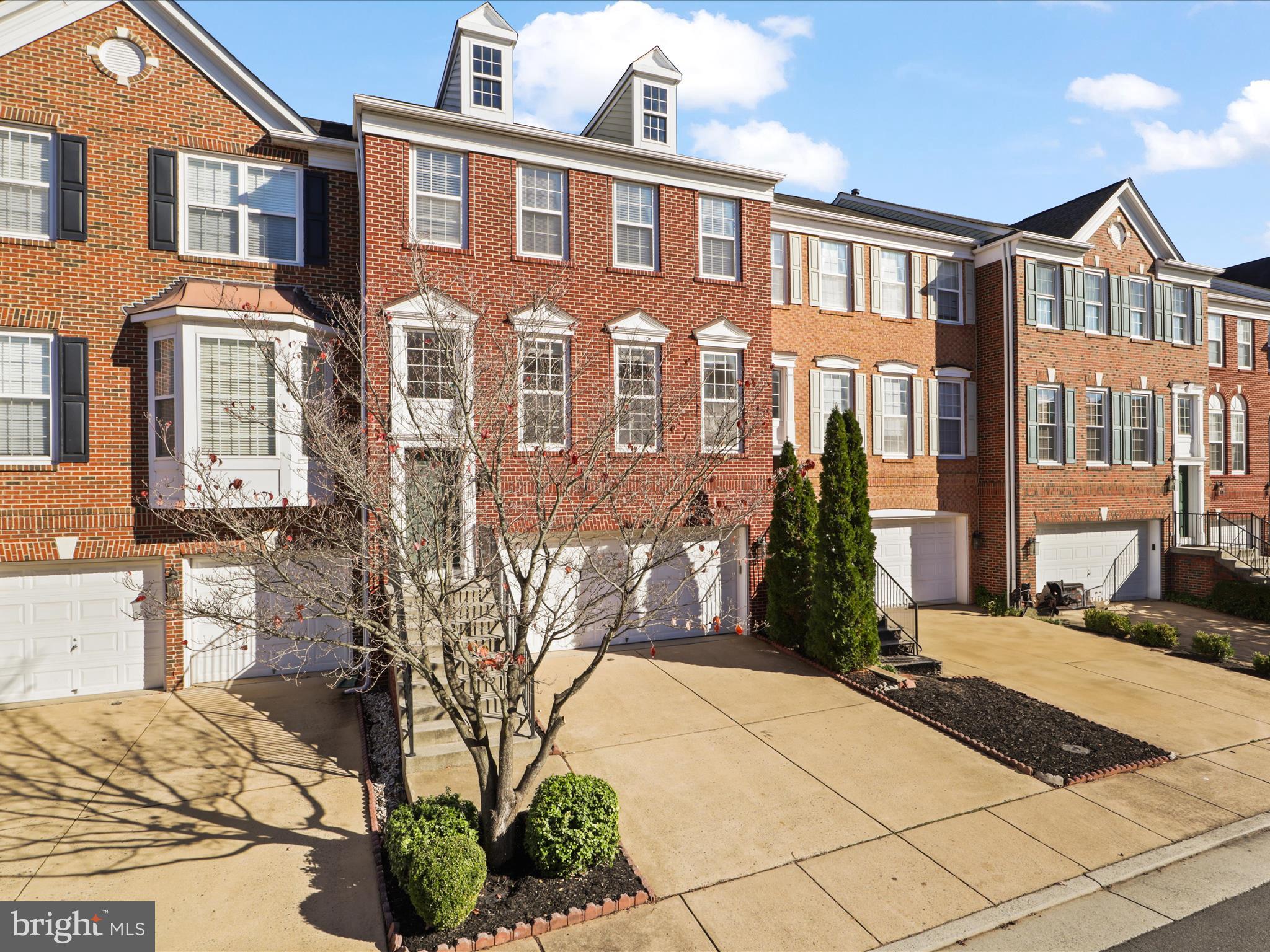 LOUDOUN PARKWAY CENTER - Residential Lease