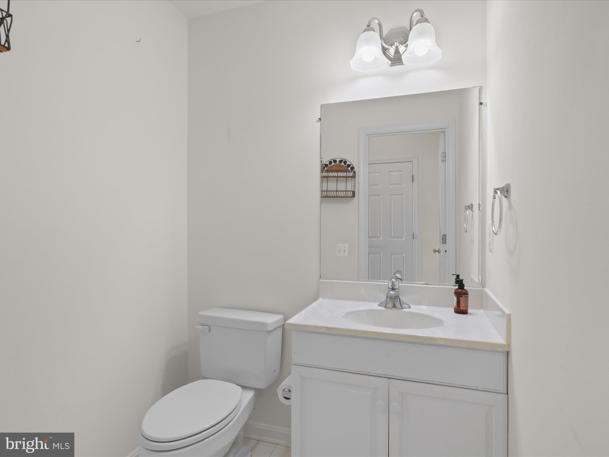 LOUDOUN PARKWAY CENTER - Residential Lease