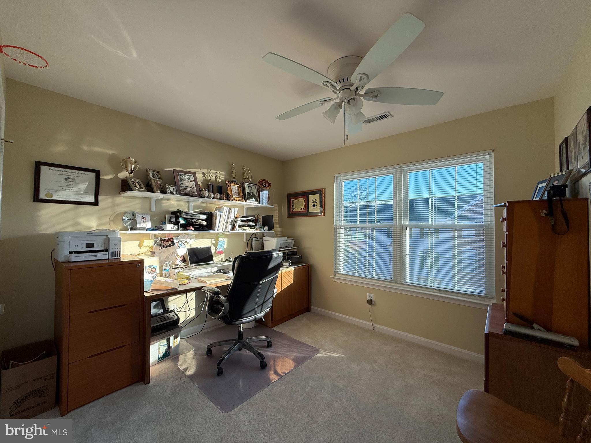 LOWES ISLAND - Residential