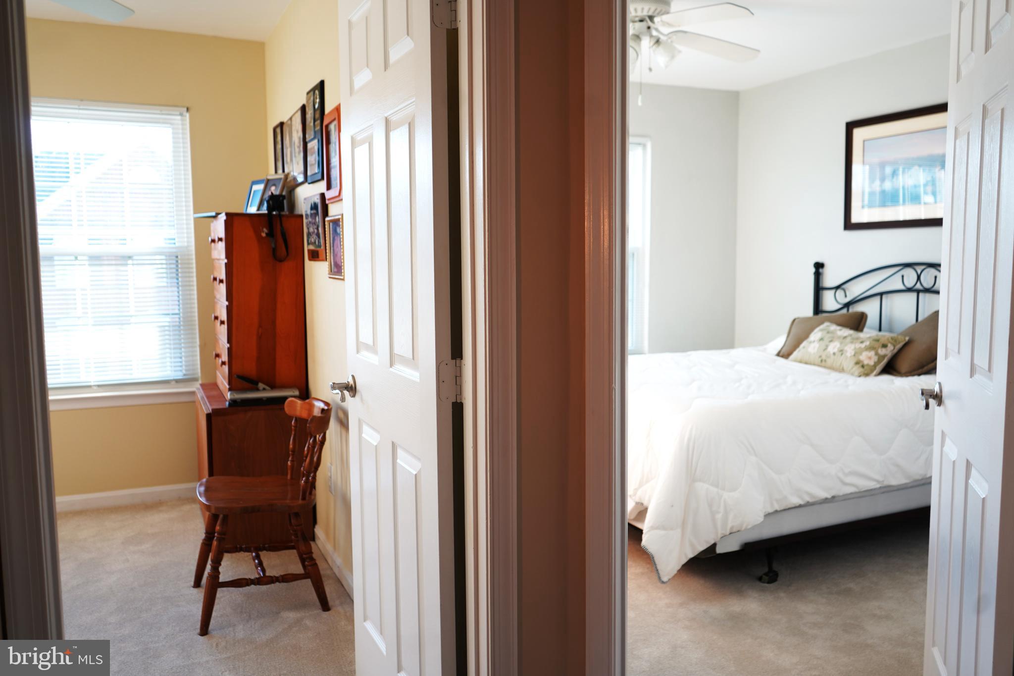 LOWES ISLAND - Residential