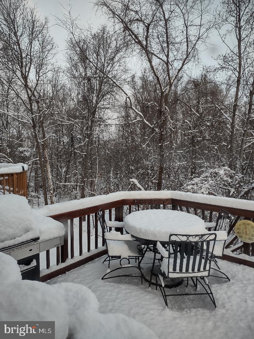 LOWES ISLAND - Residential